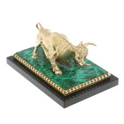 Бронзовая статуэтка "Бык" на подставке из малахита цвет золото
