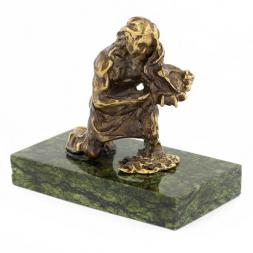 Сувенир статуэтка знак зодиака "Водолей" бронза камень