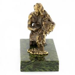 Сувенир статуэтка знак зодиака "Водолей" бронза камень