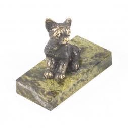 Статуэтка из бронзы и змеевика "Собачка малая №10"