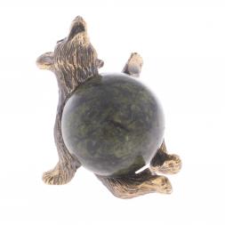 Декоративная фигурка "Медведь с шаром сидит" бронза камень